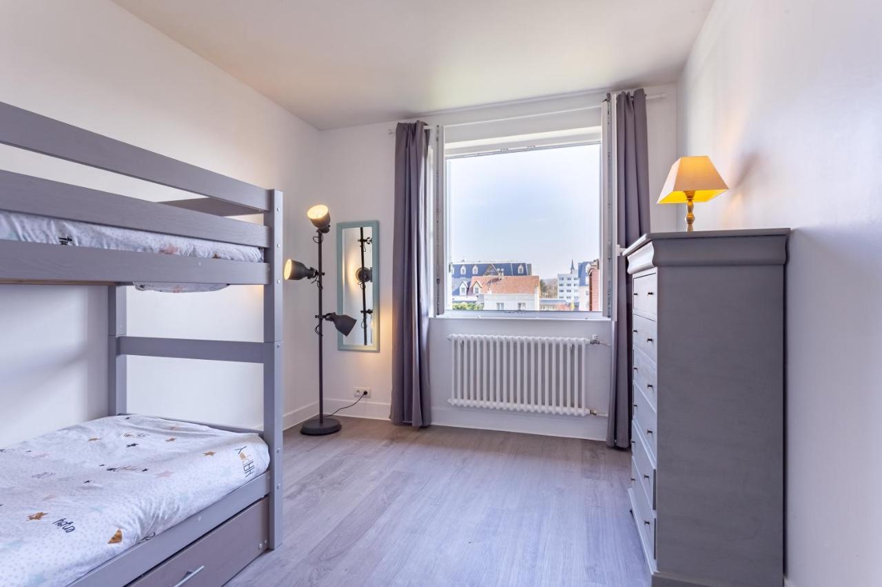 Le Carrousel - Appartement Avec Studio Attenant Deauville Exterior photo